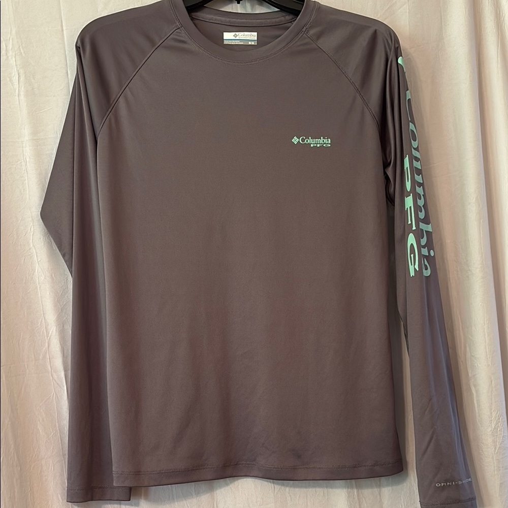 Columbia Women’s Omni Shade M Gray Long Sleeve Shirt
